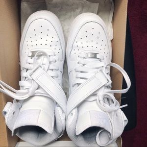 NIKE Air Force 1 MID (GS)